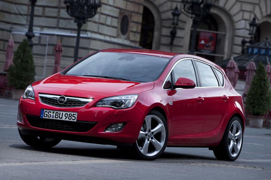  Opel Astra 5-Door 2009 года  (фото 72 из 170)